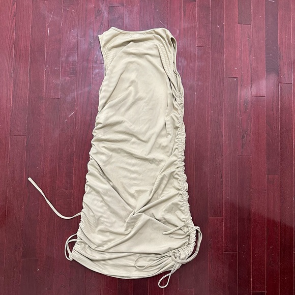 Body con Dress XL - Picture 3 of 3